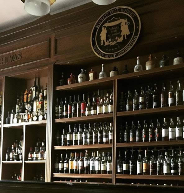 Barra de Whisky museo del whisky